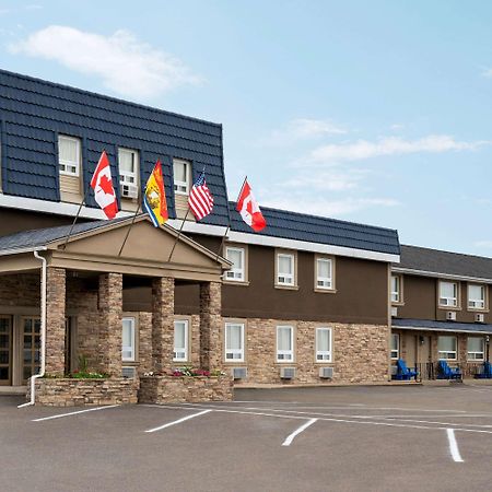 Days Inn By Wyndham Fredericton Ngoại thất bức ảnh