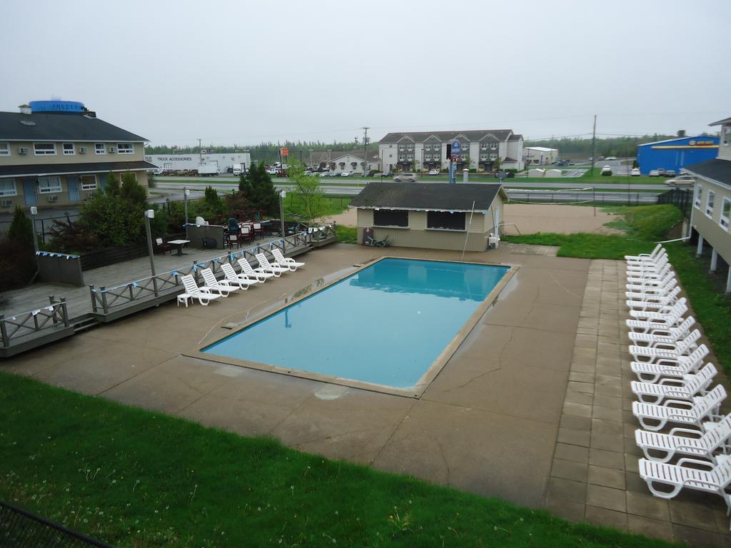 Days Inn By Wyndham Fredericton Ngoại thất bức ảnh